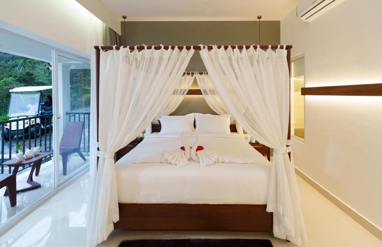 Eden Woods Resorts And Spa Munnar Exterior photo